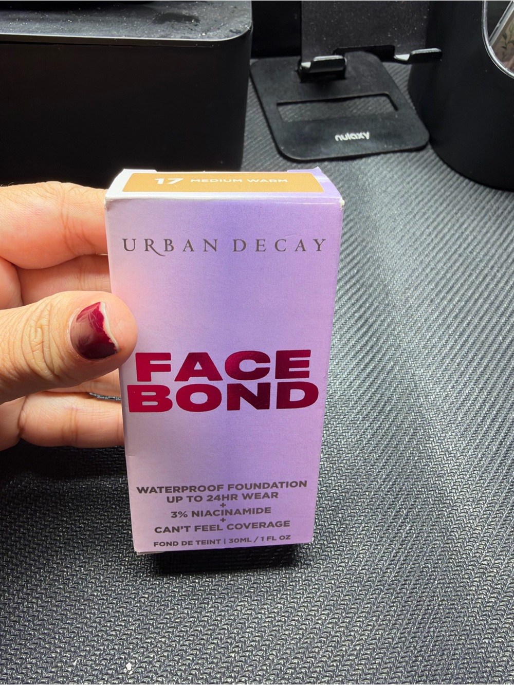 Urban Decay Face Bond Waterproof Foundation — Medium Warm (17)